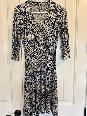 FOREVER Blue and White Printed Wrap-Style Midi Dress